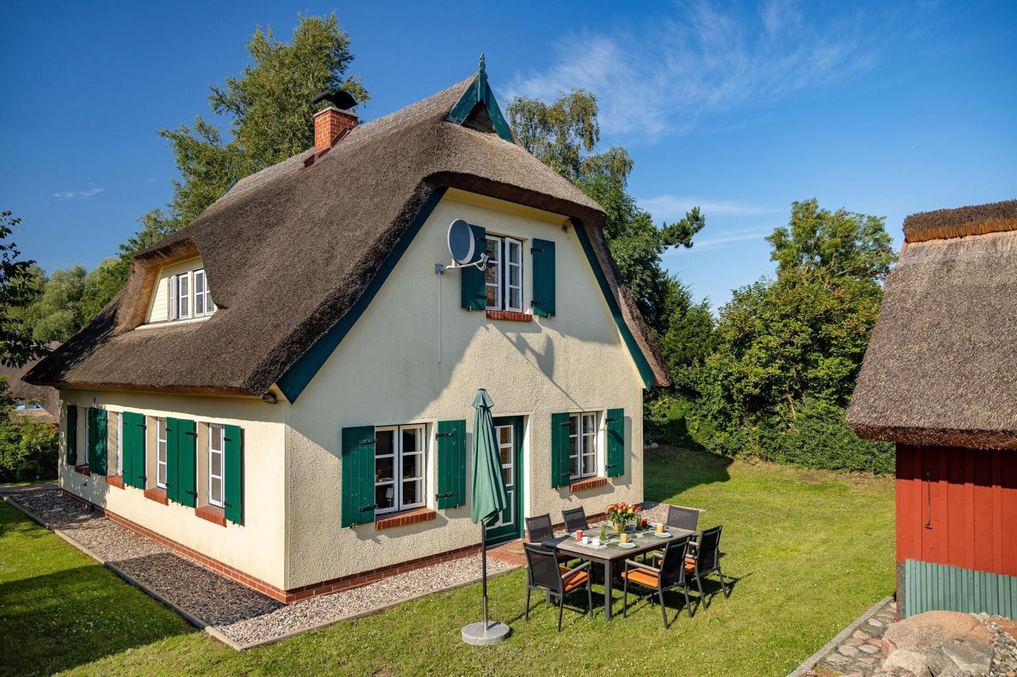 Ferienhaus Preetz 1A - Idylle Unter Reet Burtevitz Eksteriør billede