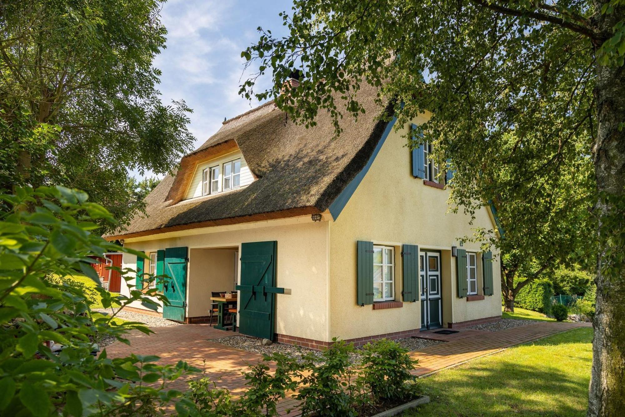Ferienhaus Preetz 1A - Idylle Unter Reet Burtevitz Eksteriør billede